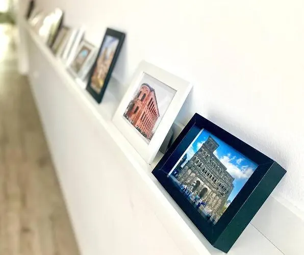 Modernes Trierer Cityloft Mit Großem Balkon