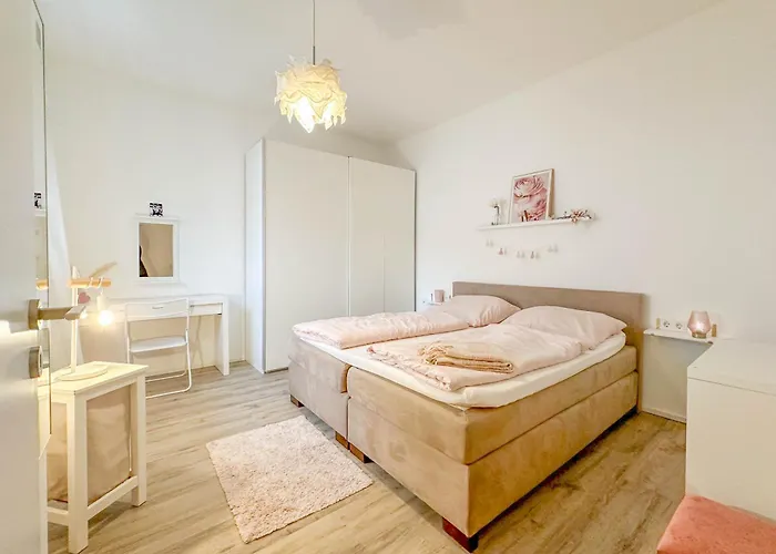 Modernes Trierer Cityloft Mit Grossem Balkon 아파트 트리어