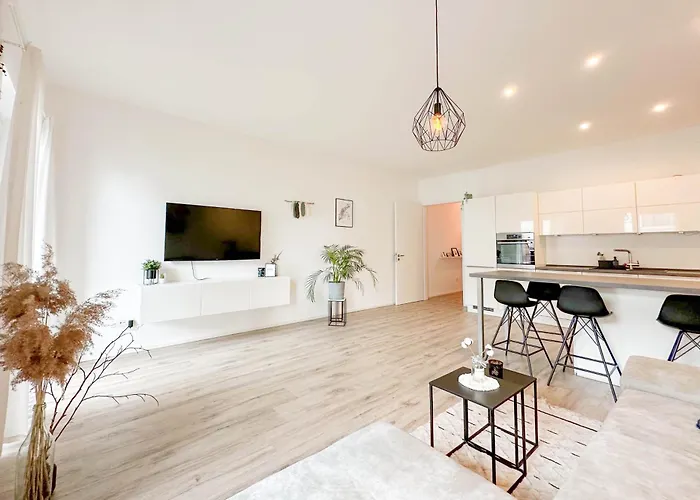 아파트 Modernes Trierer Cityloft Mit Grossem Balkon *